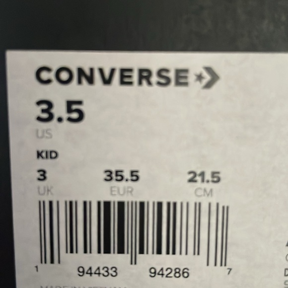 Size 3.5 - Picture 4 of 4